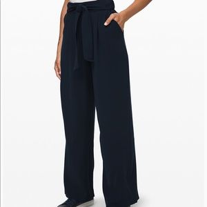 Lululemon Noir Pant